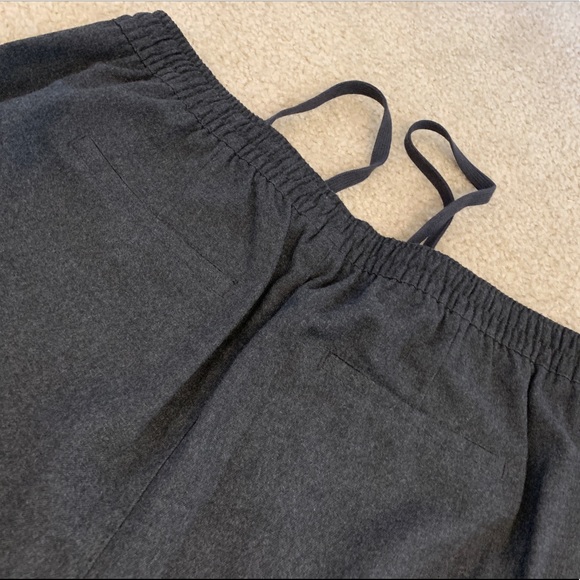 Like New Grey Capris - Picture 7 of 11